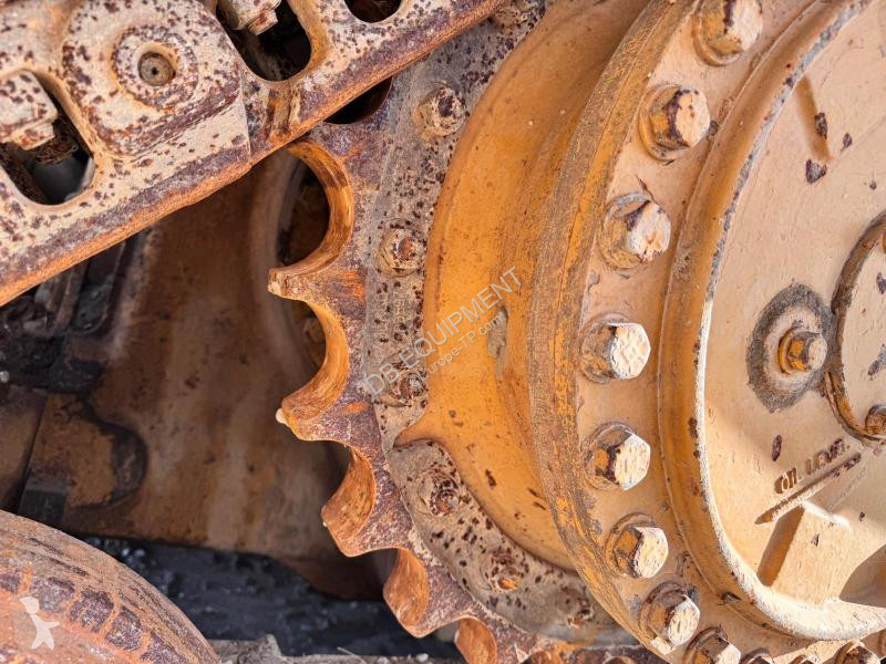 Булдозер Caterpillar Bulldozer sur chenilles