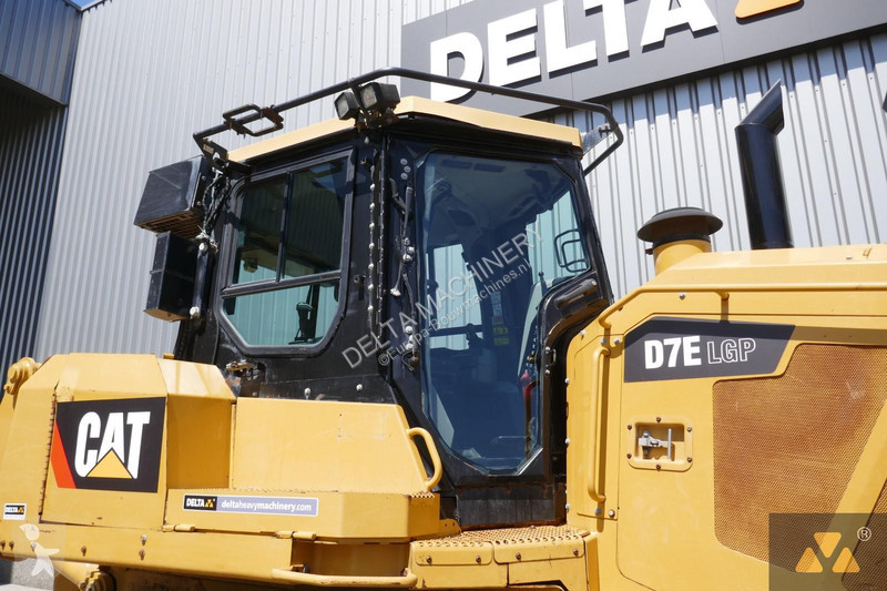 بلدوزر Caterpillar D7E LGP