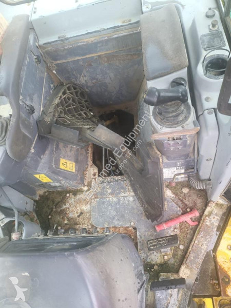 بلدوزر Komatsu