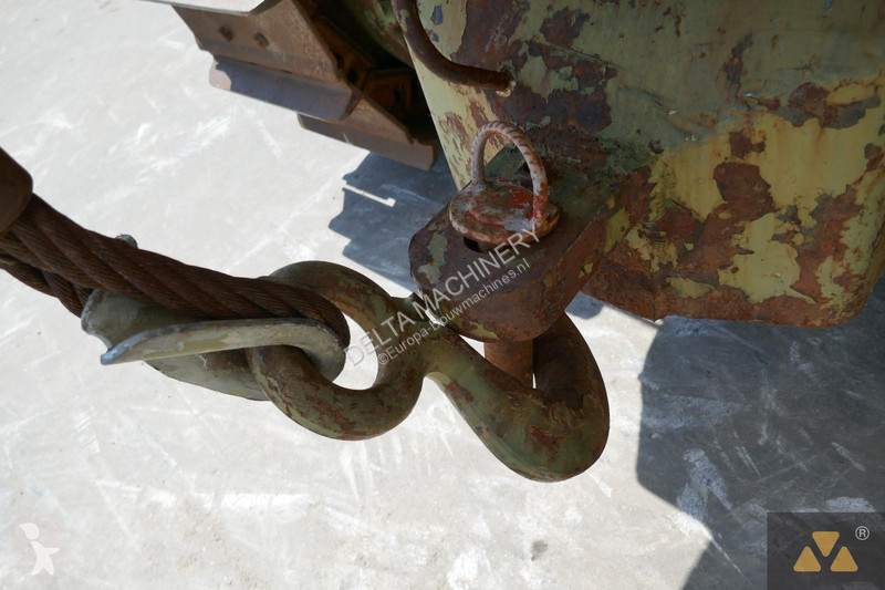 بلدوزر Caterpillar Ex-army