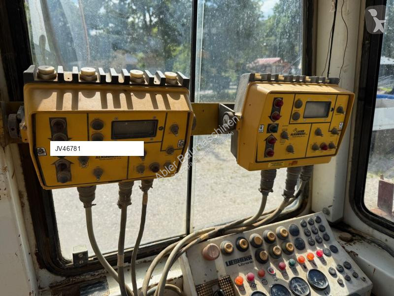 Buldozer Liebherr PR712L