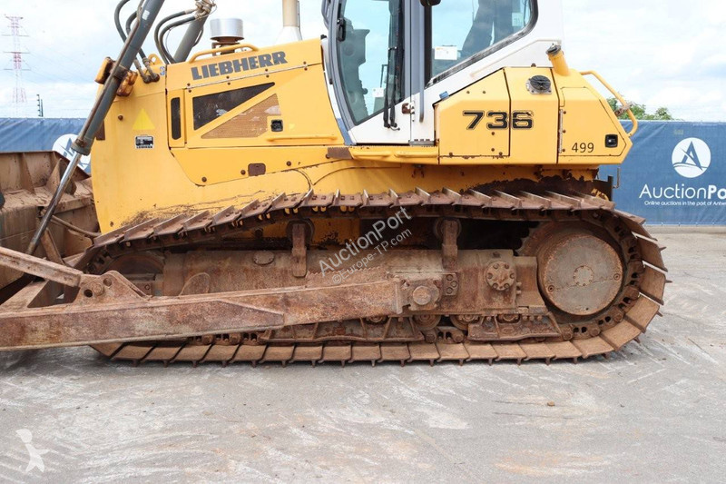 Bulldozer Liebherr 736 LGP