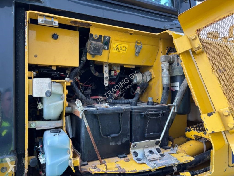 بلدوزر Komatsu PX-23