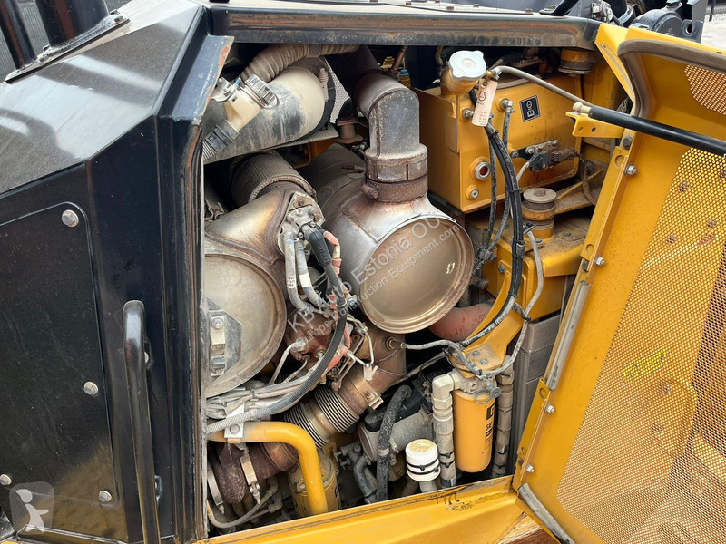 بلدوزر Caterpillar D7E LGP RIPPER / AC