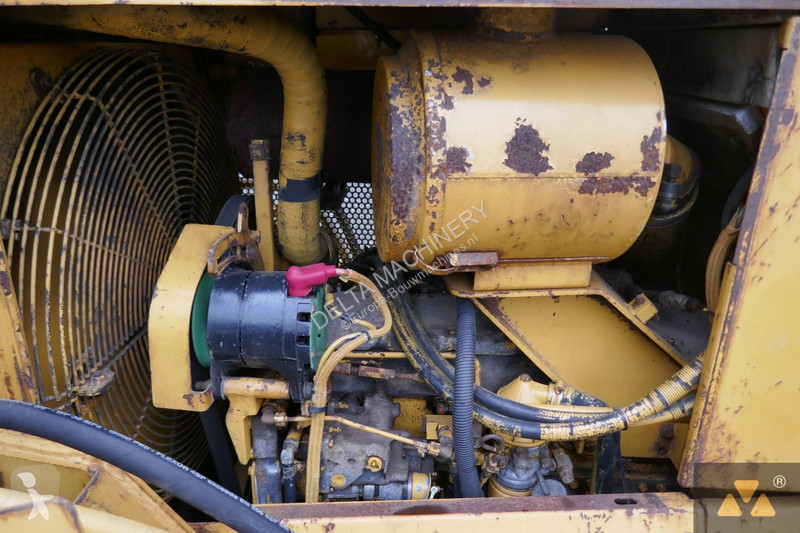Bulldozer Caterpillar D6M