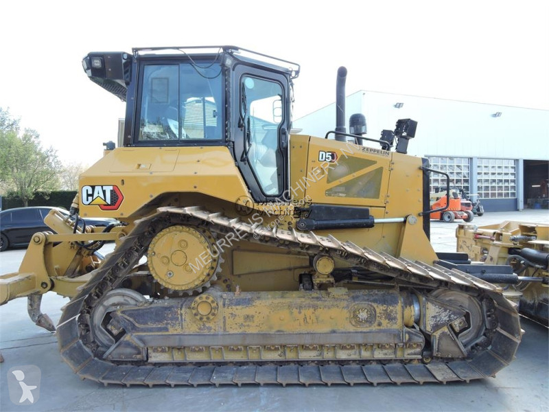 Bulldozer Caterpillar D5