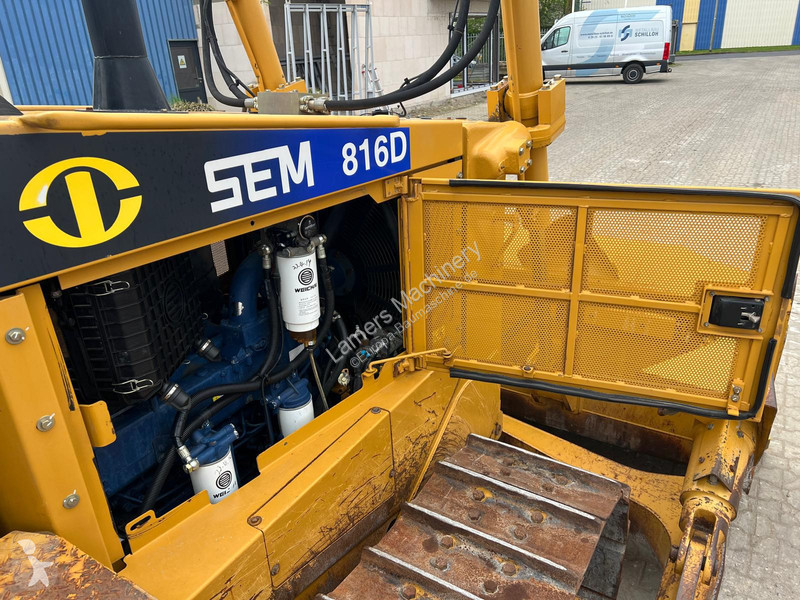 Buldozer SEM 816D .