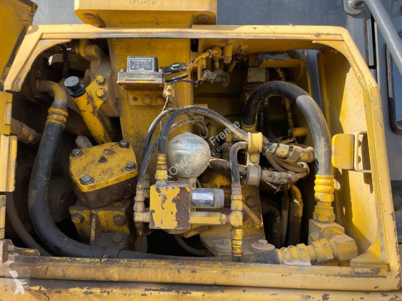بلدوزر Komatsu PX15