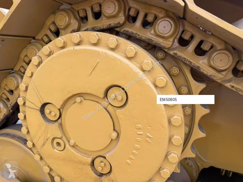 بلدوزر Caterpillar D8R