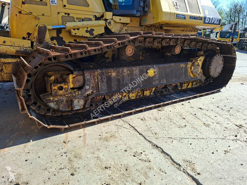 Buldozér Komatsu i-24