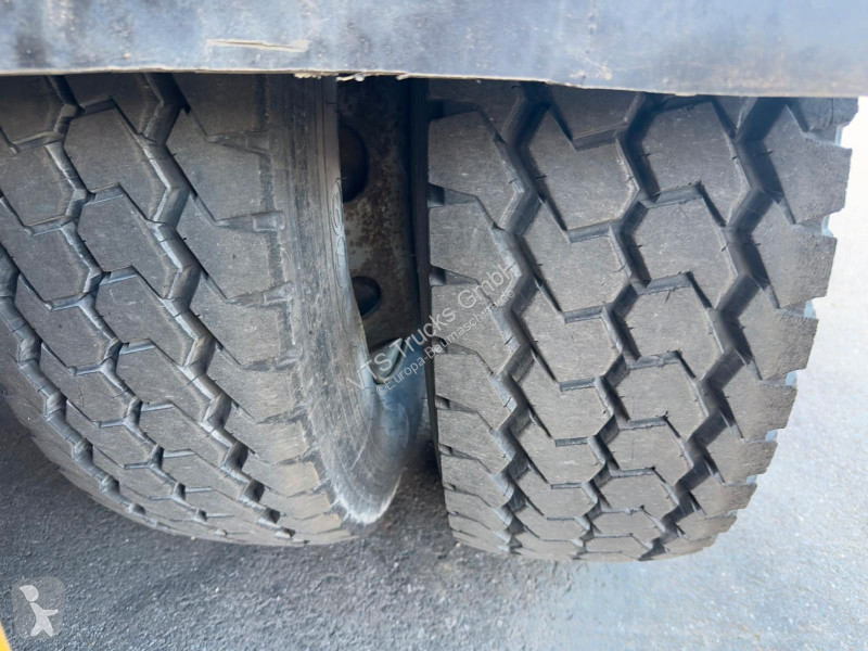 بلدوزر  Extec Screens & Crushers C12...