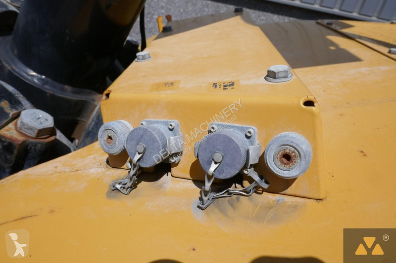 بلدوزر Caterpillar D7E LGP