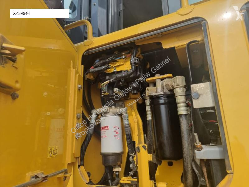 بلدوزر Komatsu D65PX-18