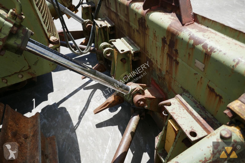 Bulldozer Caterpillar Ex-army