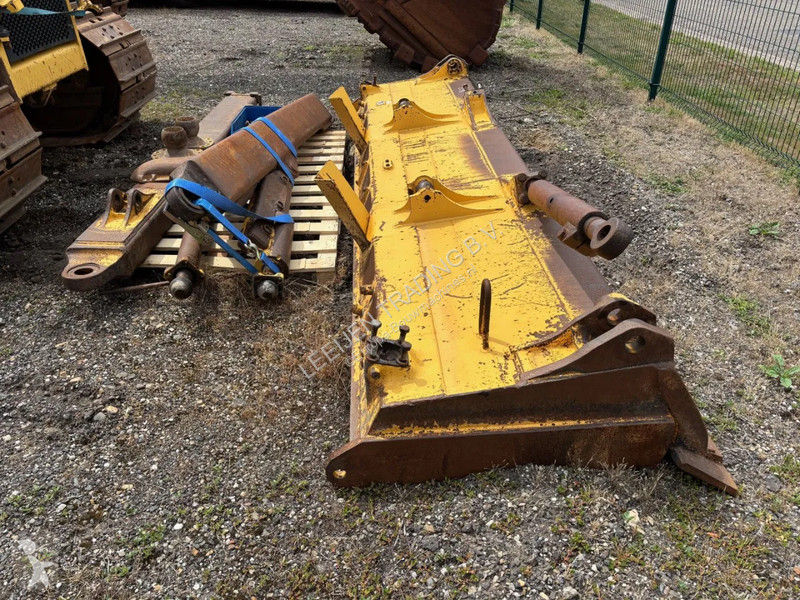 بلدوزر Komatsu Dozer, 2013 Year!!