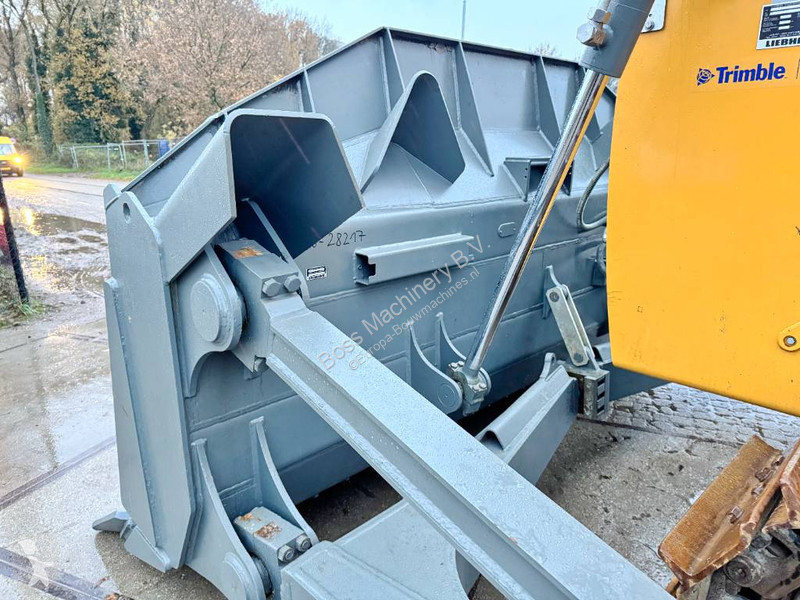 Buldozer Liebherr 746 05L Gen 8 - 1 Yr / 2000h...
