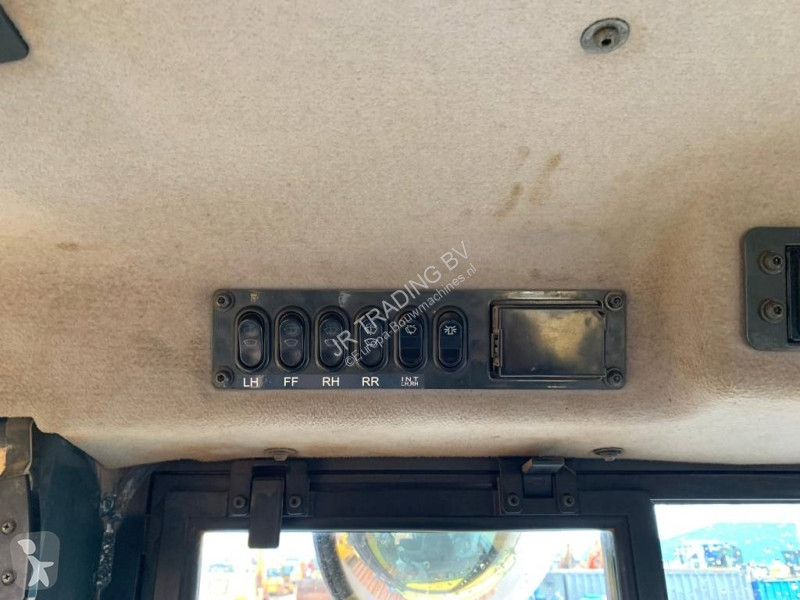 بلدوزر Komatsu PX-23