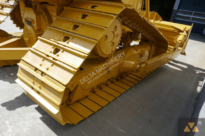 بلدوزر Caterpillar D6T