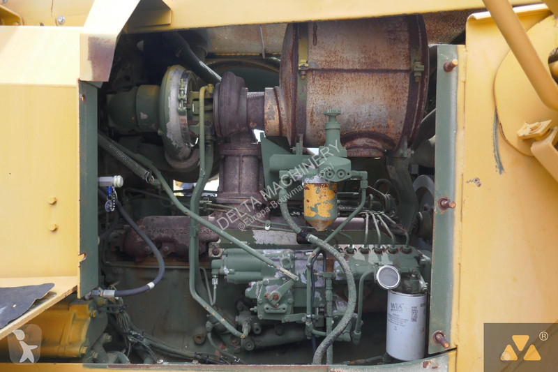 Buldozér Caterpillar Ex-army