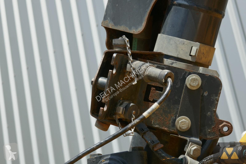 بلدوزر Caterpillar D6T