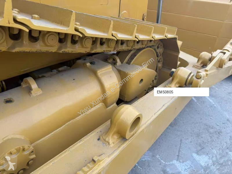 بلدوزر Caterpillar D8R