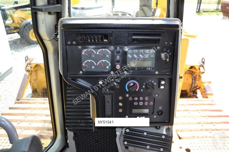 Buldozér Caterpillar D6R