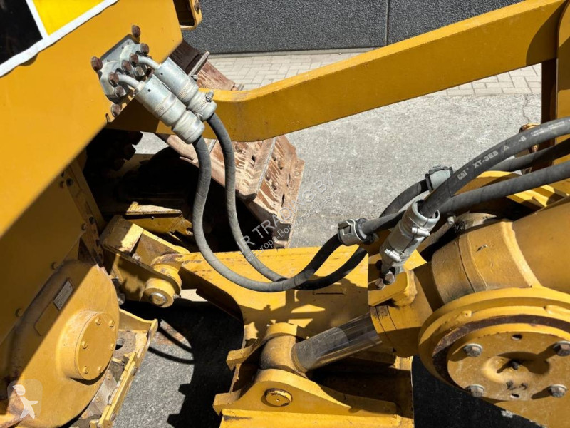 Бульдозер Caterpillar