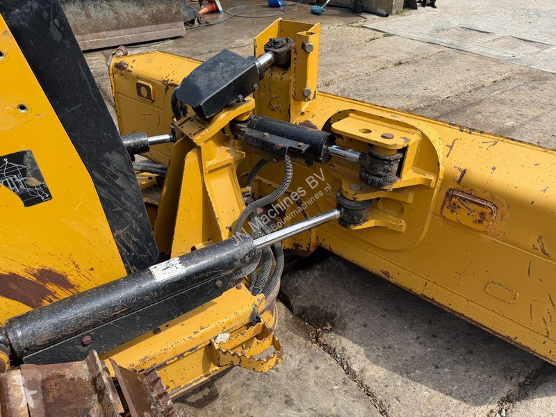 بلدوزر Caterpillar 2 XL Ripper