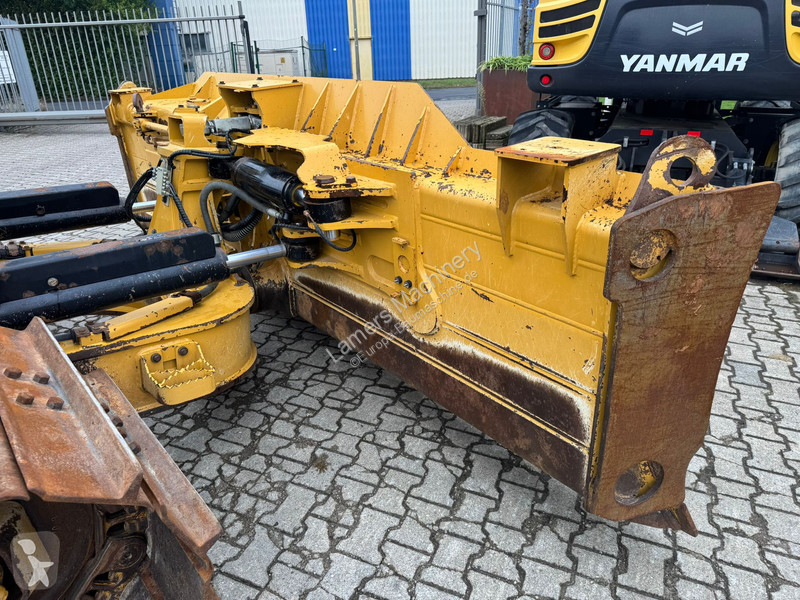 Bulldozer Caterpillar D5 -17A LGP .