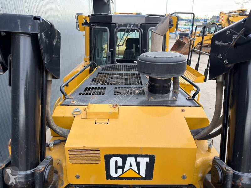 Buldozér Caterpillar - CE