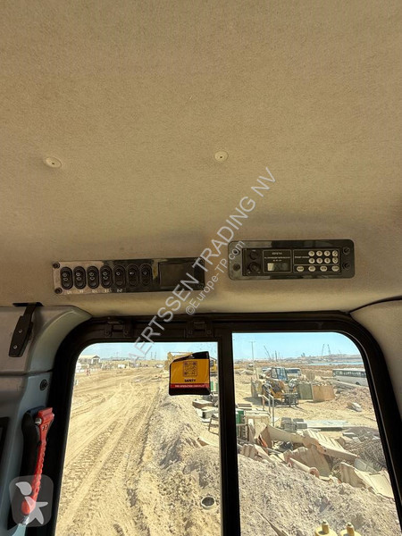 Bulldozer Komatsu D155A-6R (4 pieces available...