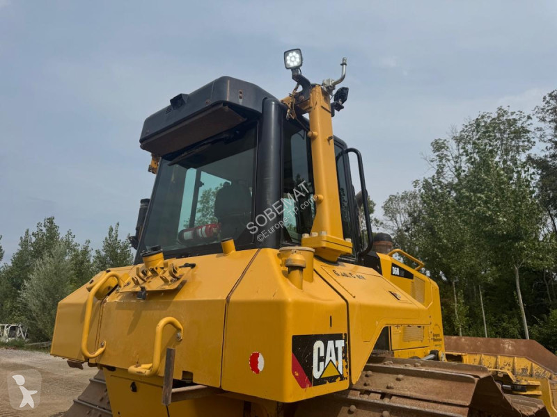 بلدوزر Caterpillar D6N