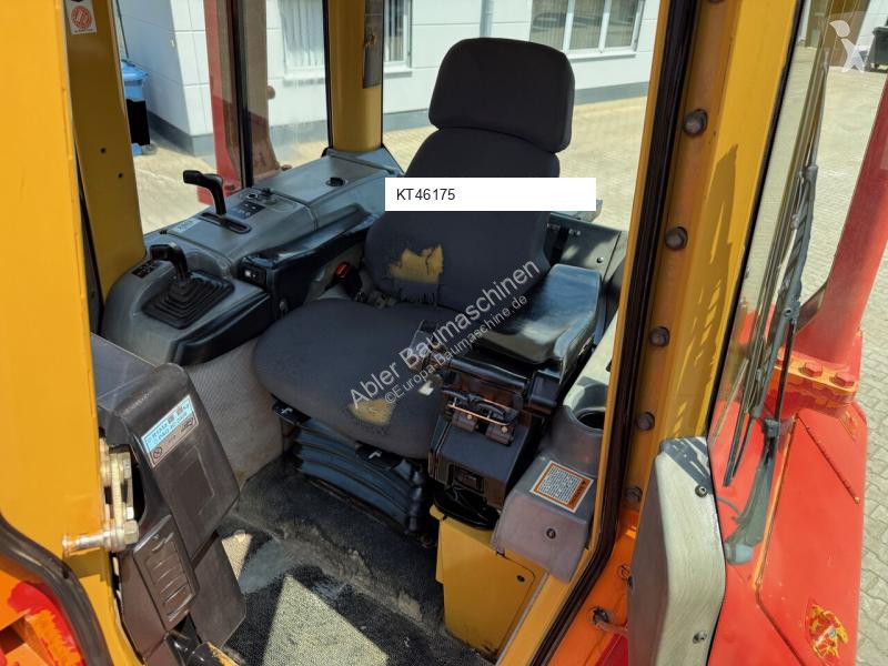 Bulldozer Caterpillar D5