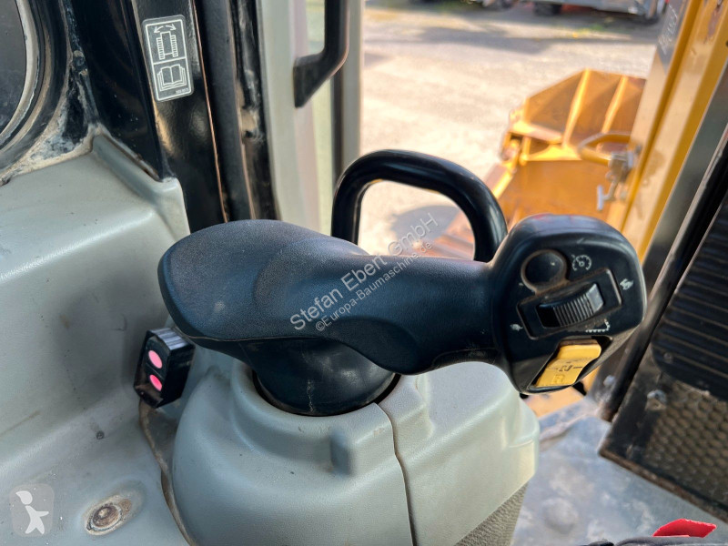 بلدوزر Caterpillar D6T LGP / 2014 / 16.261h /...