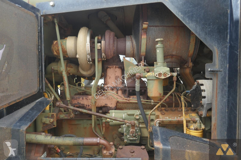 Buldozér Caterpillar Ex-army