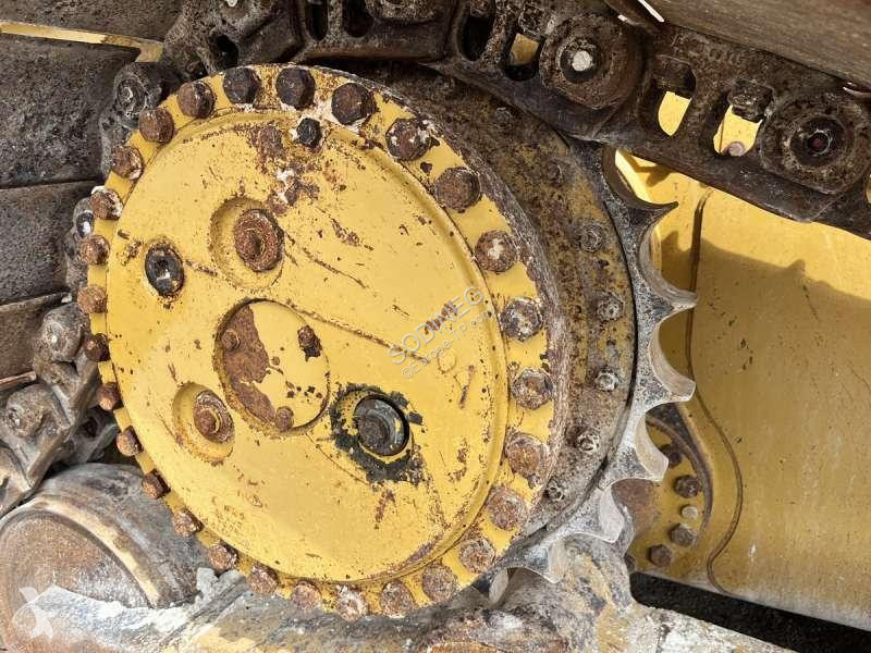 Caterpillar D6M bulldozer