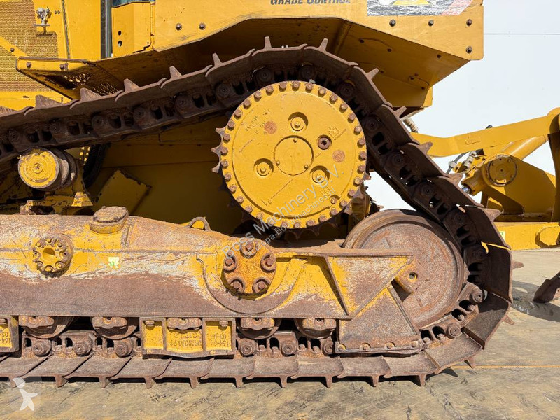 Bulldozer Caterpillar D6T XL - 3 Tine Ripper /...