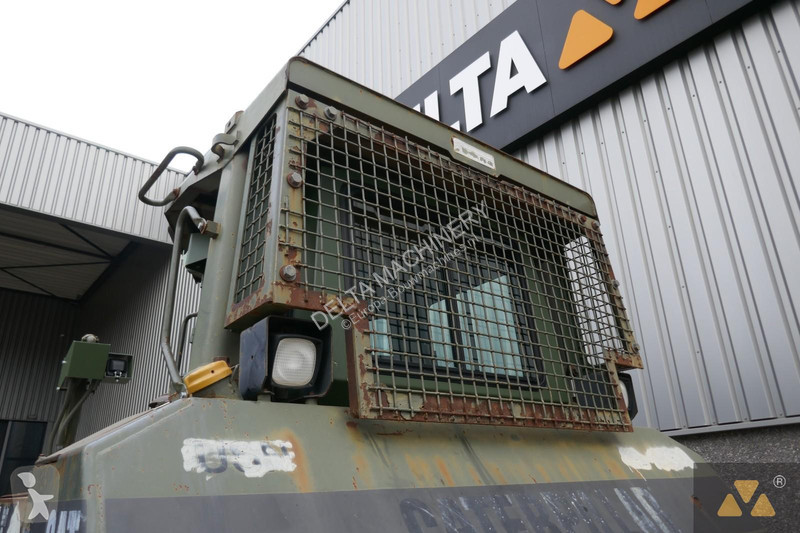 Bulldozer Caterpillar II Ex-army