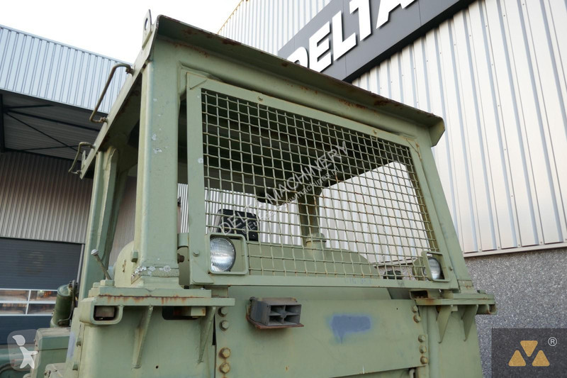 بلدوزر Caterpillar Ex-army
