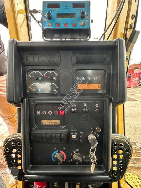 Buldozer Caterpillar