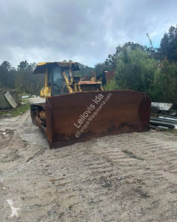 Bulldozer sur chenilles Komatsu