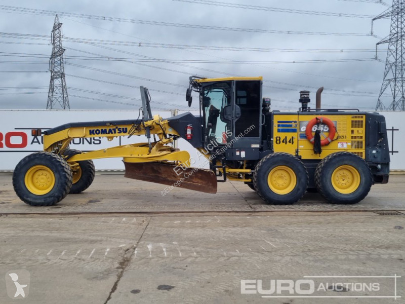 Buldozer Komatsu GD655-6