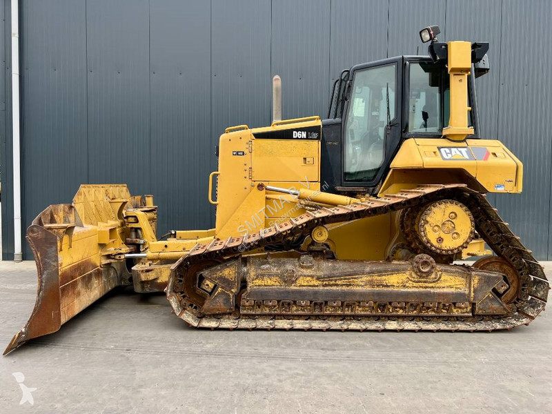 Buldozér Caterpillar D6N