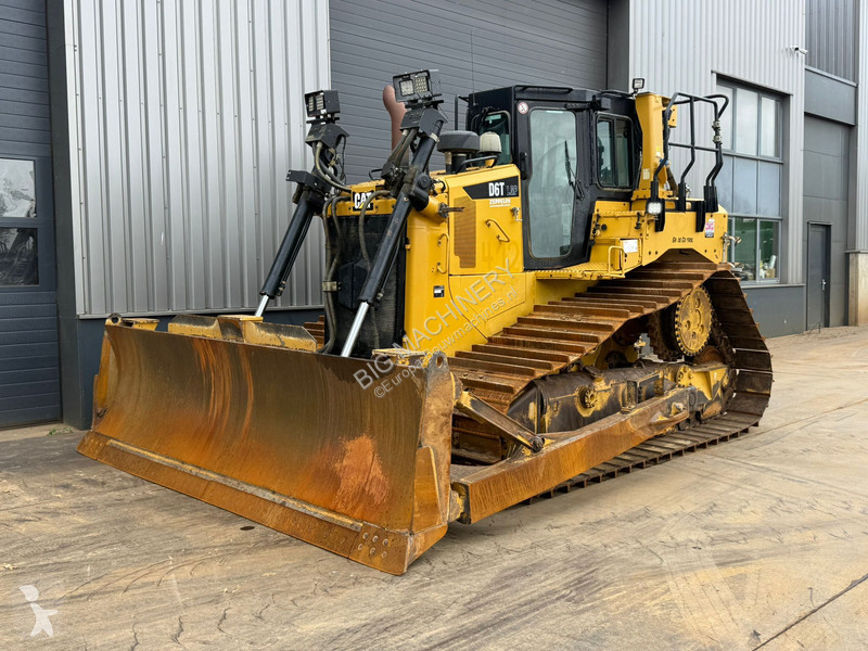 Bulldozer Caterpillar D6T