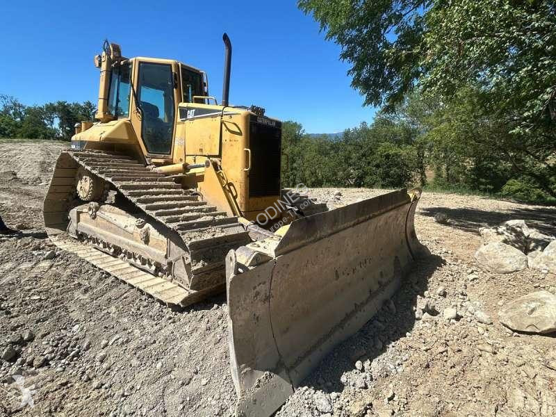بلدوزر Caterpillar D6N