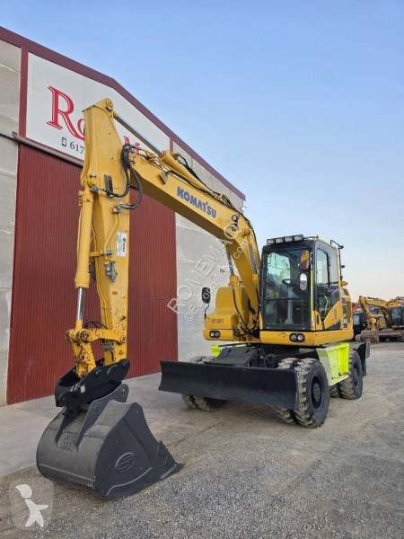 Bulldozer Komatsu PW 148-11