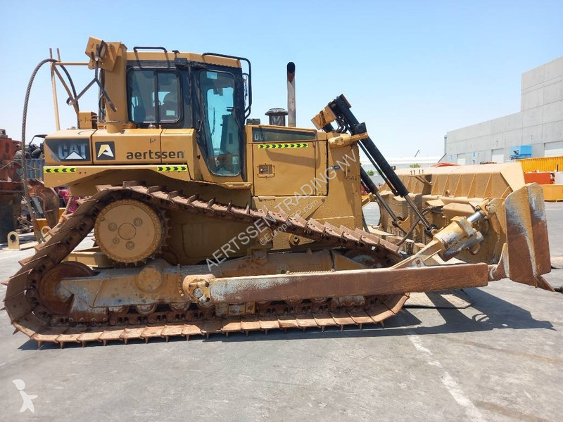 Bulldozer Caterpillar D6T (Abu Dhabi)