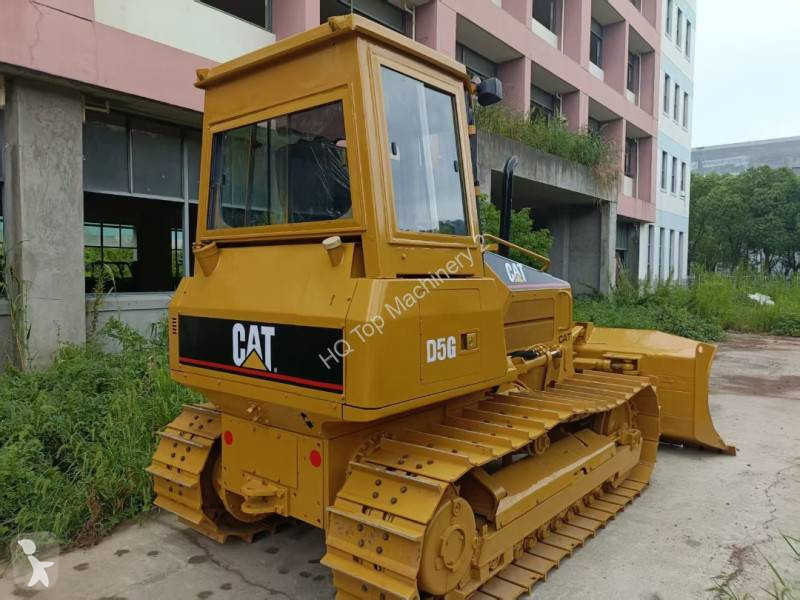 بلدوزر Caterpillar Bulldozer sur chenilles...