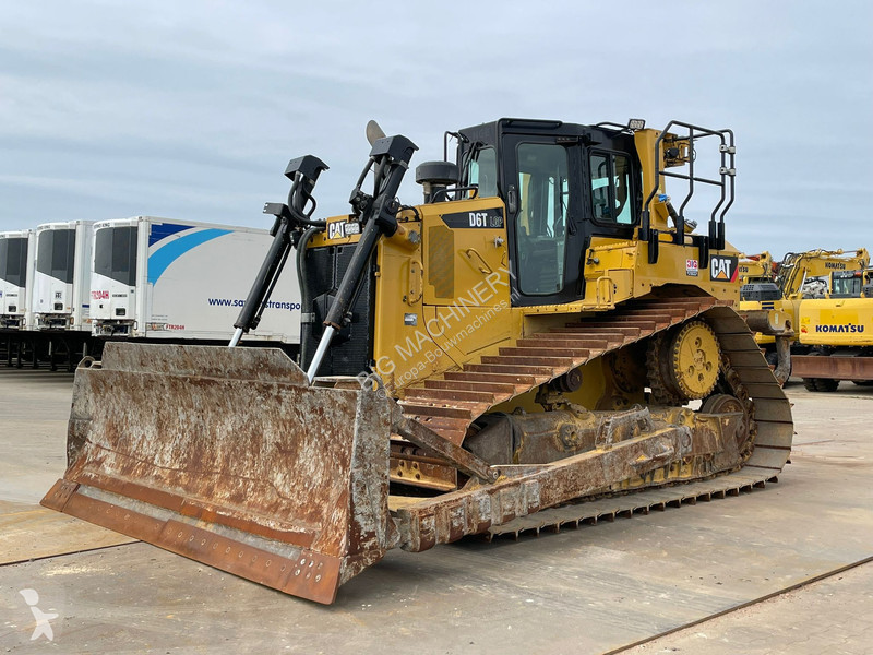 Buldozer Caterpillar D6T