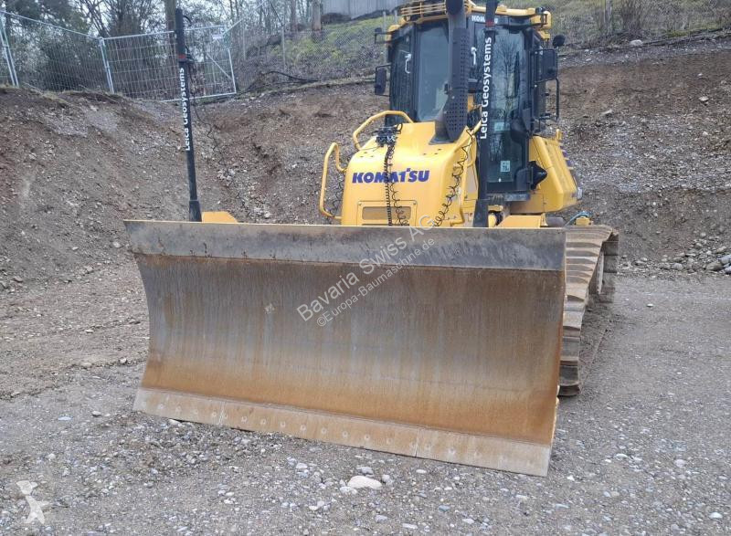 Bulldozer Komatsu 24